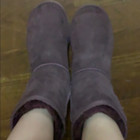 Ugg size 7 women’s - Picture 2 of 8
